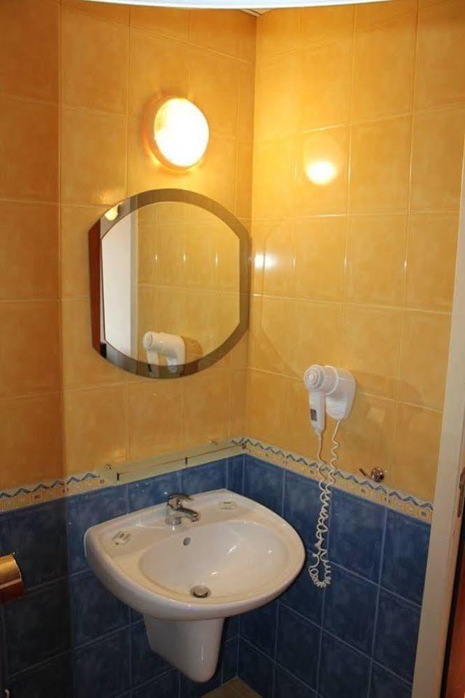 Siana Hotel Sveti Vlas Dış mekan fotoğraf