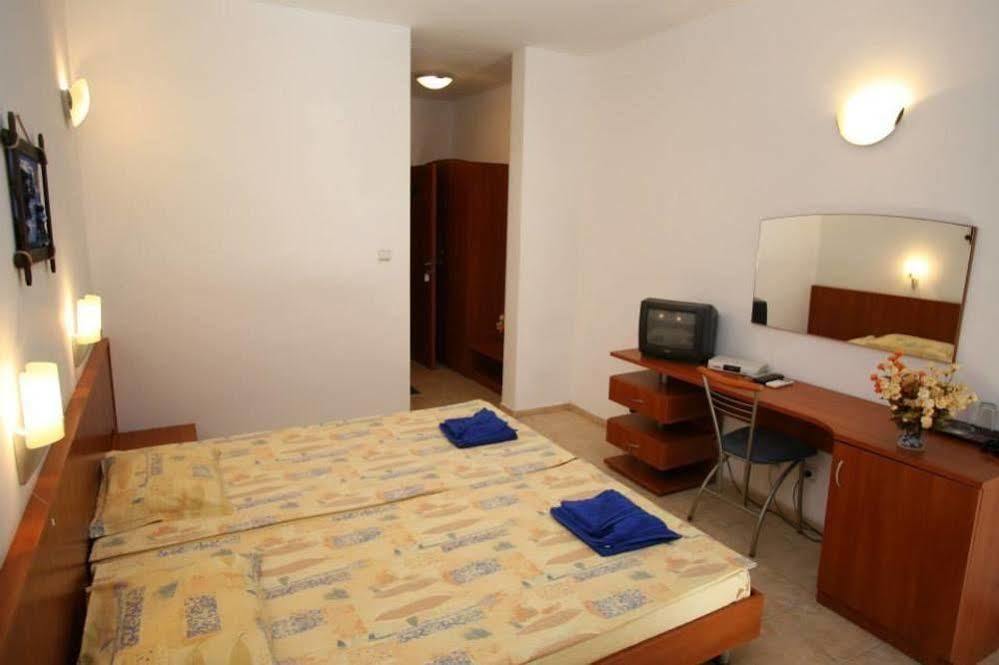 Siana Hotel Sveti Vlas Dış mekan fotoğraf